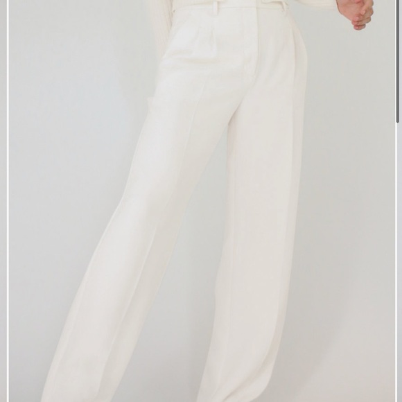 Aritzia - Plaid trousers - Picture 5 of 6